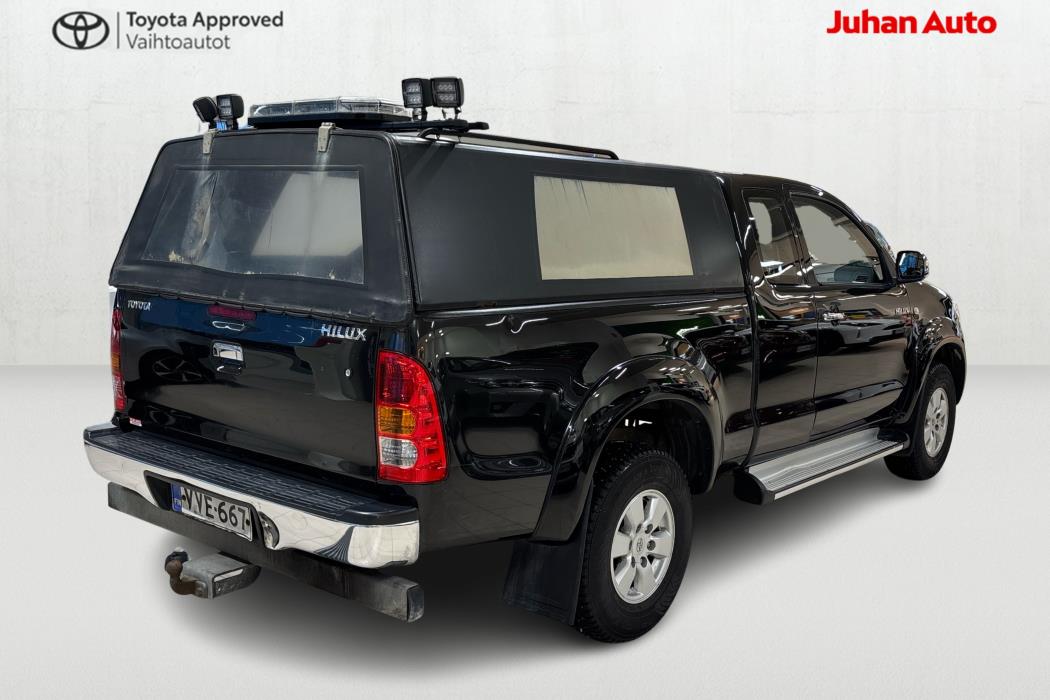 TOYOTA Hilux 2010