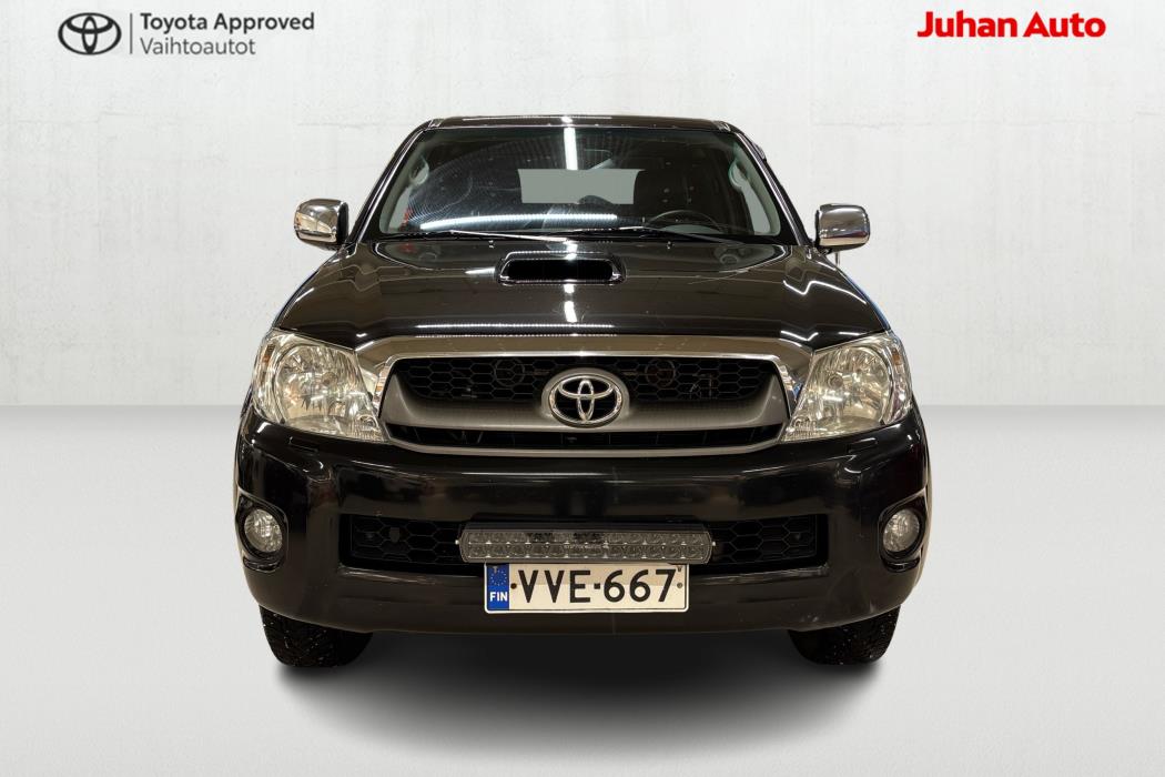 TOYOTA Hilux 2010