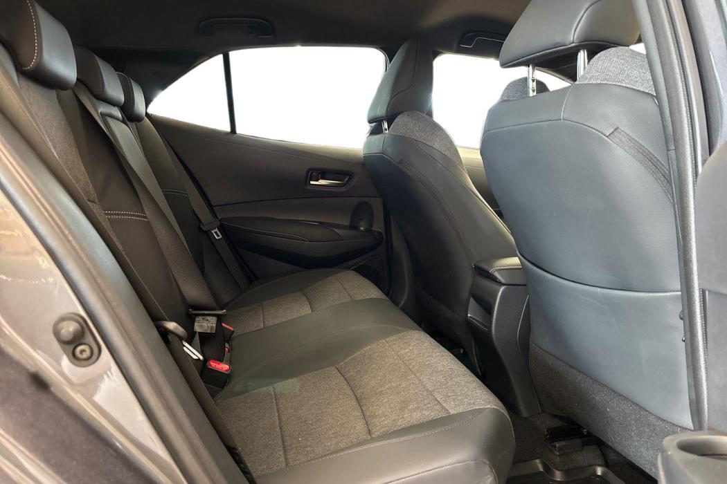 TOYOTA Corolla 2024