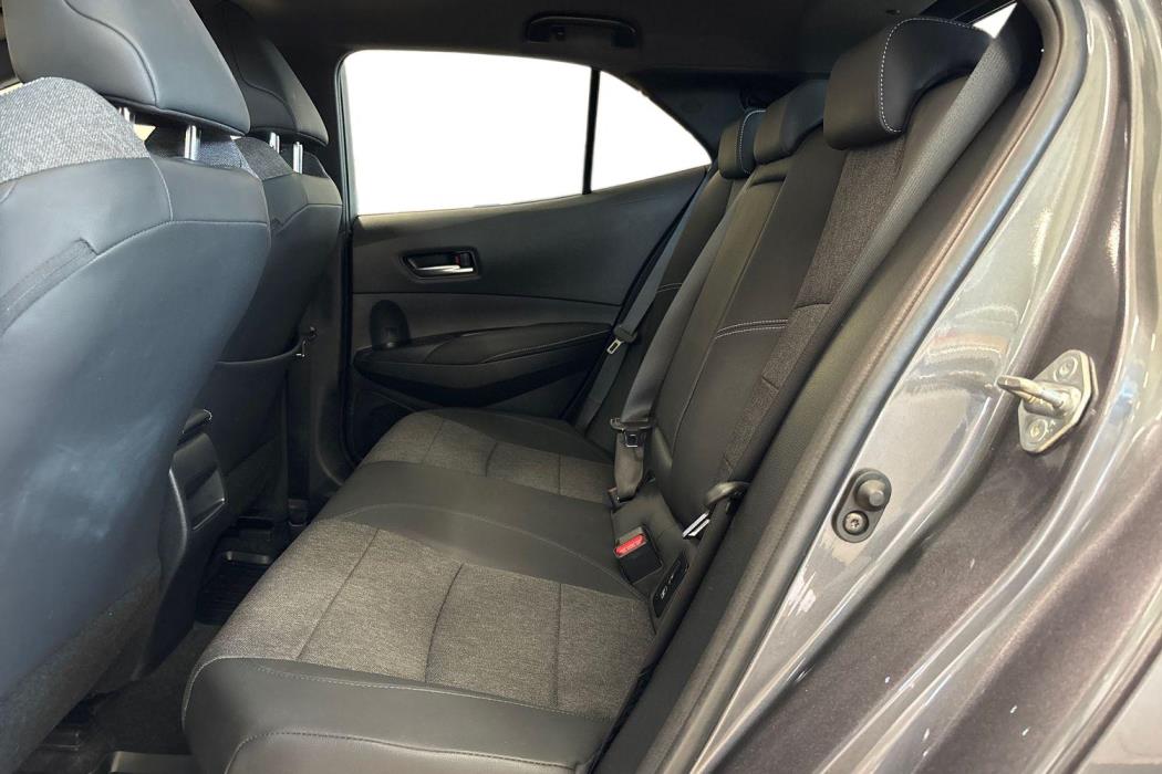 TOYOTA Corolla 2024