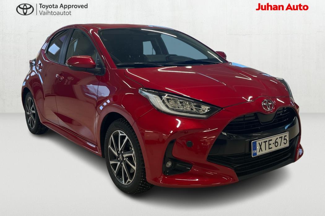 TOYOTA Yaris 2025