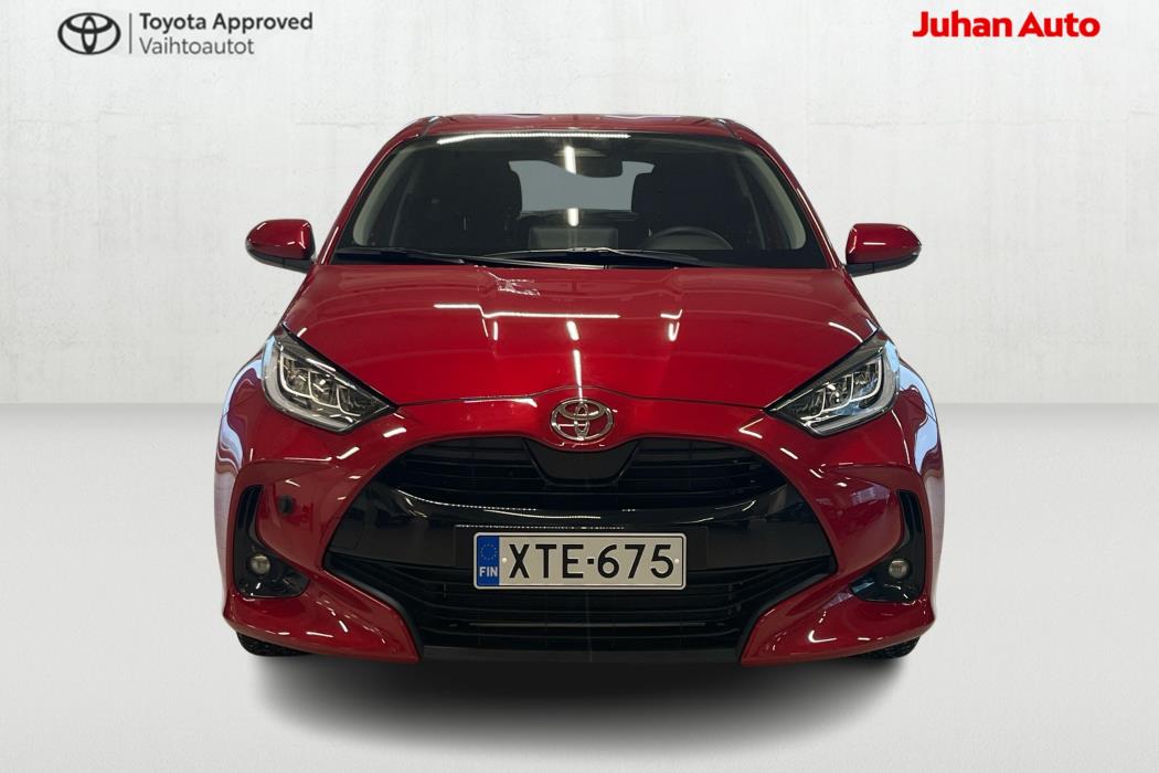 TOYOTA Yaris 2025