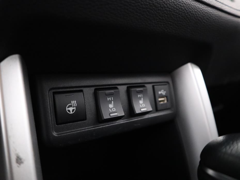 TOYOTA Corolla Cross 2023