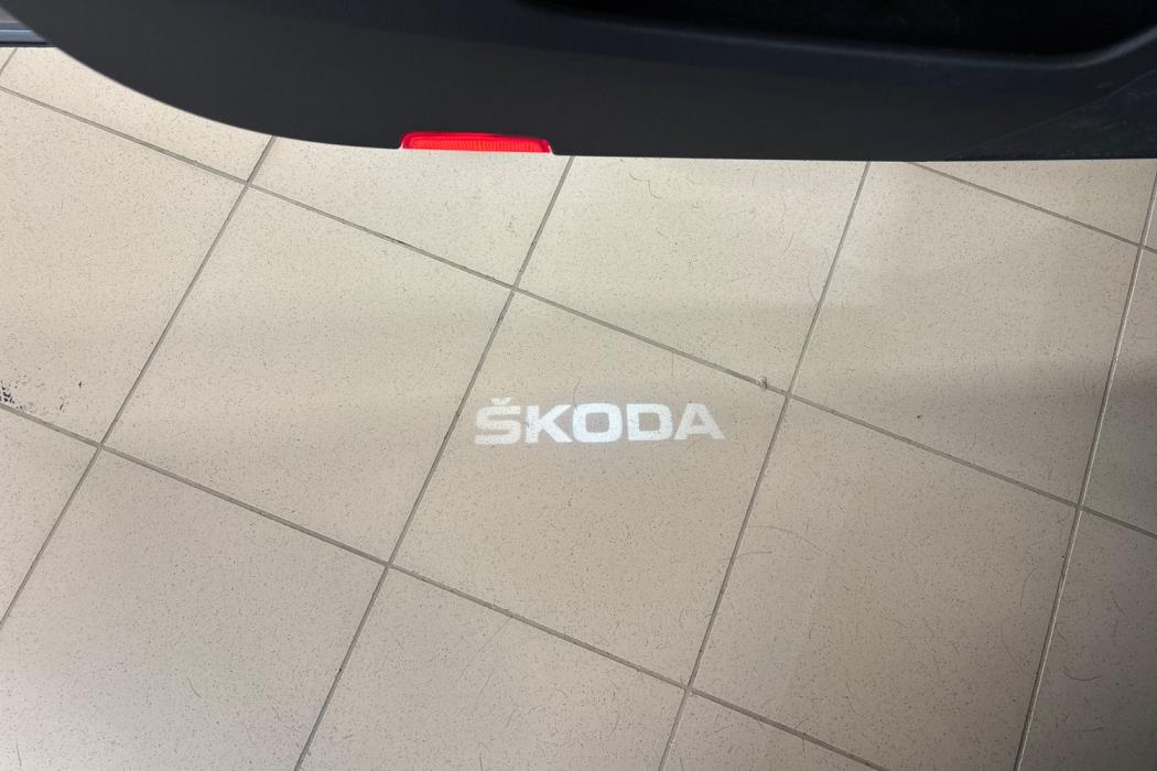 SKODA SUPERB 2020