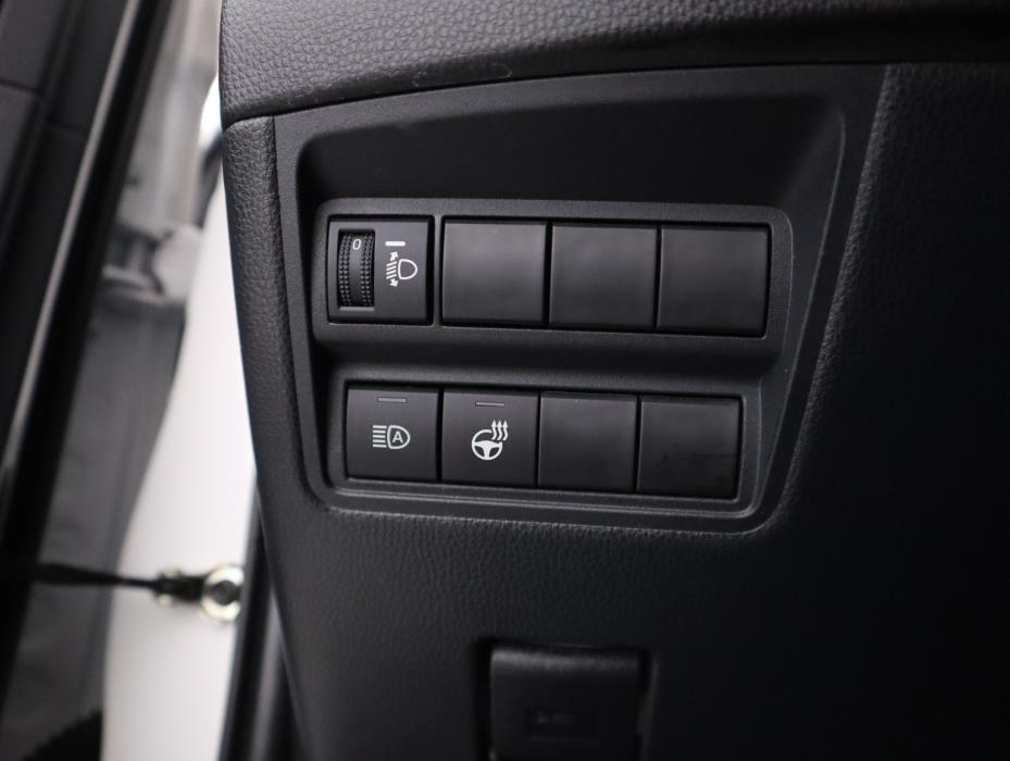TOYOTA Yaris 2025