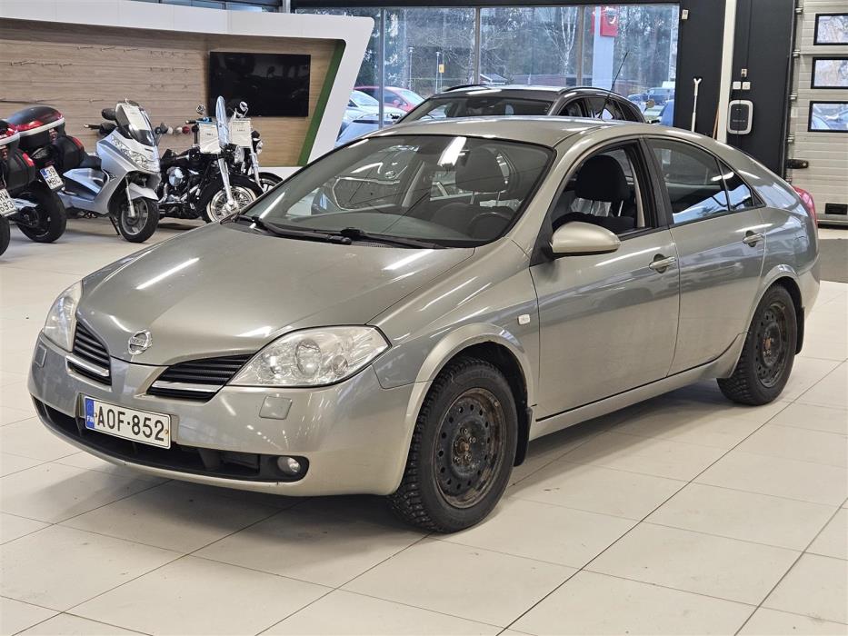 Nissan Primera 2004