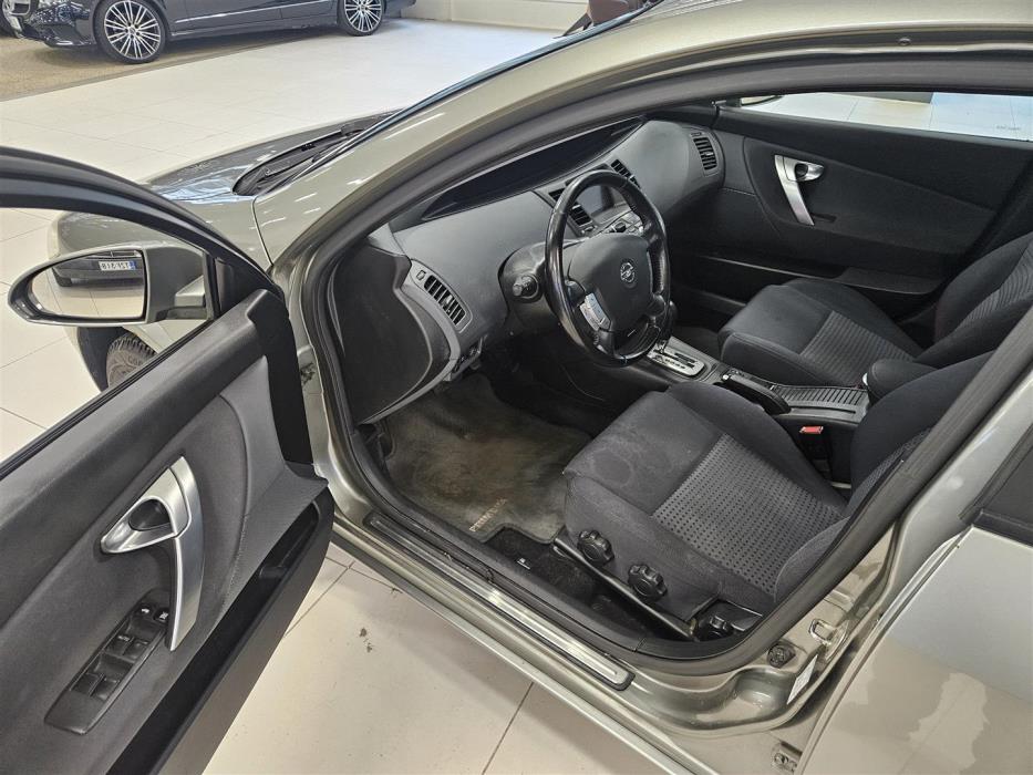 Nissan Primera 2004