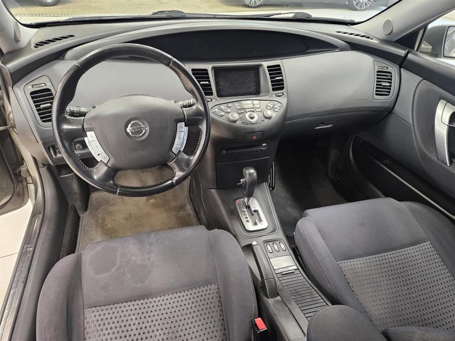 Nissan Primera 2004