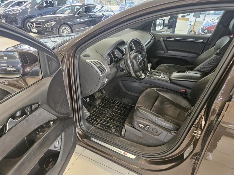 Audi Q7 2010