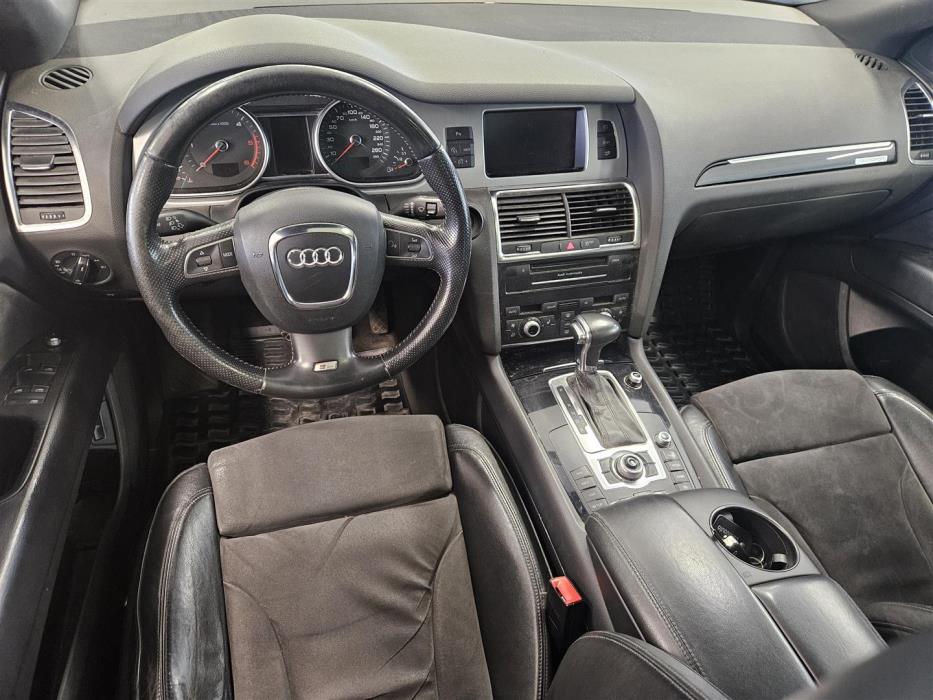 Audi Q7 2010