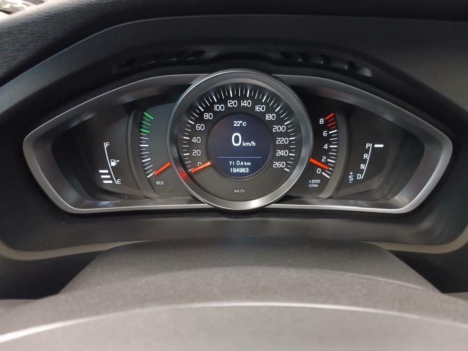Volvo V40 Cross Country 2014