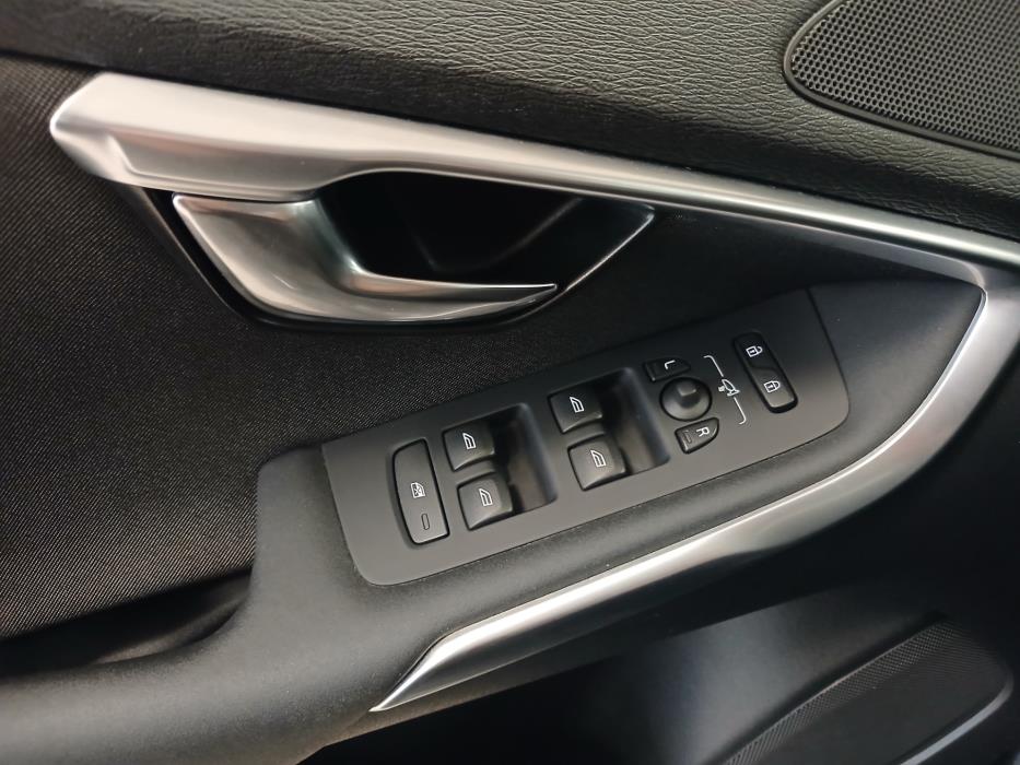 Volvo V40 Cross Country 2014