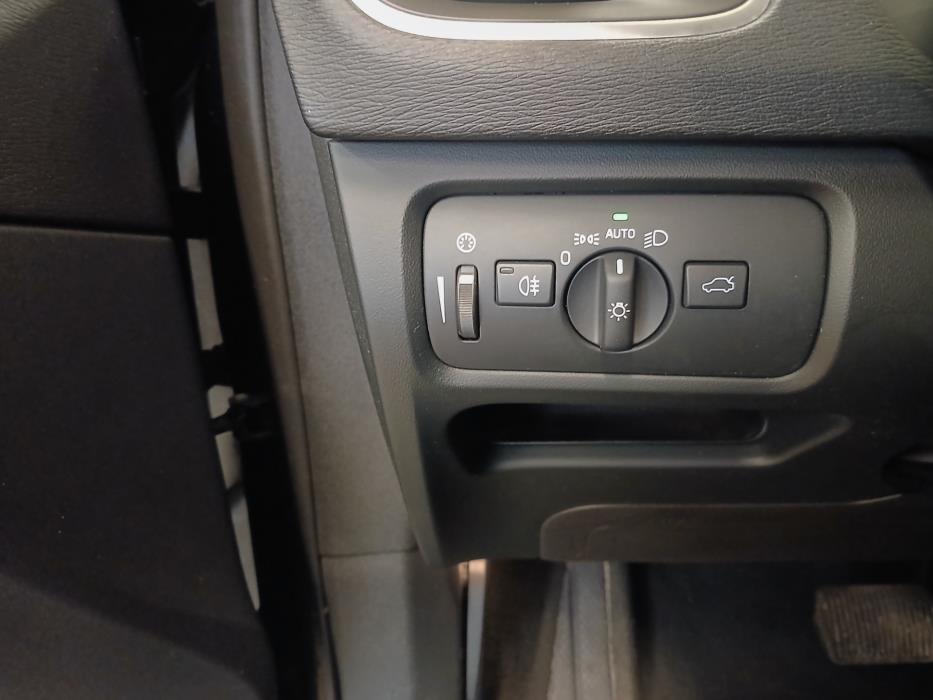 Volvo V40 Cross Country 2014