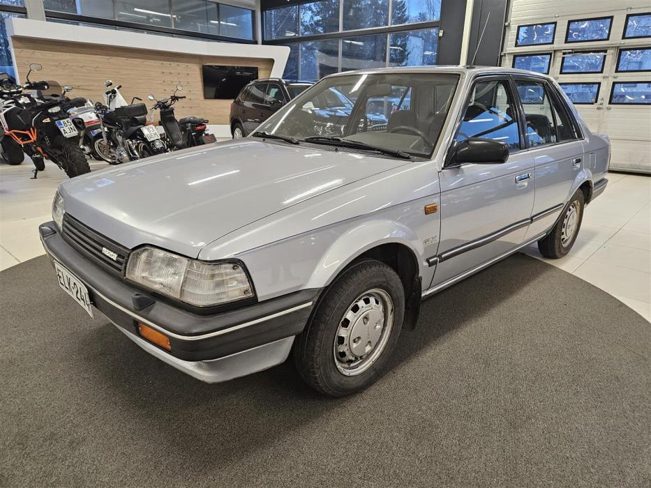 Mazda 323 1989