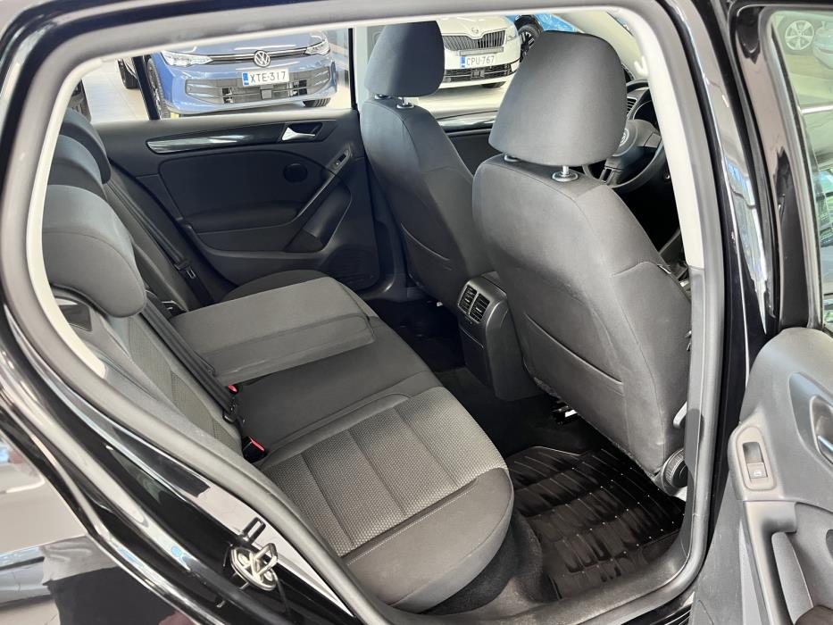 Volkswagen Golf 2011