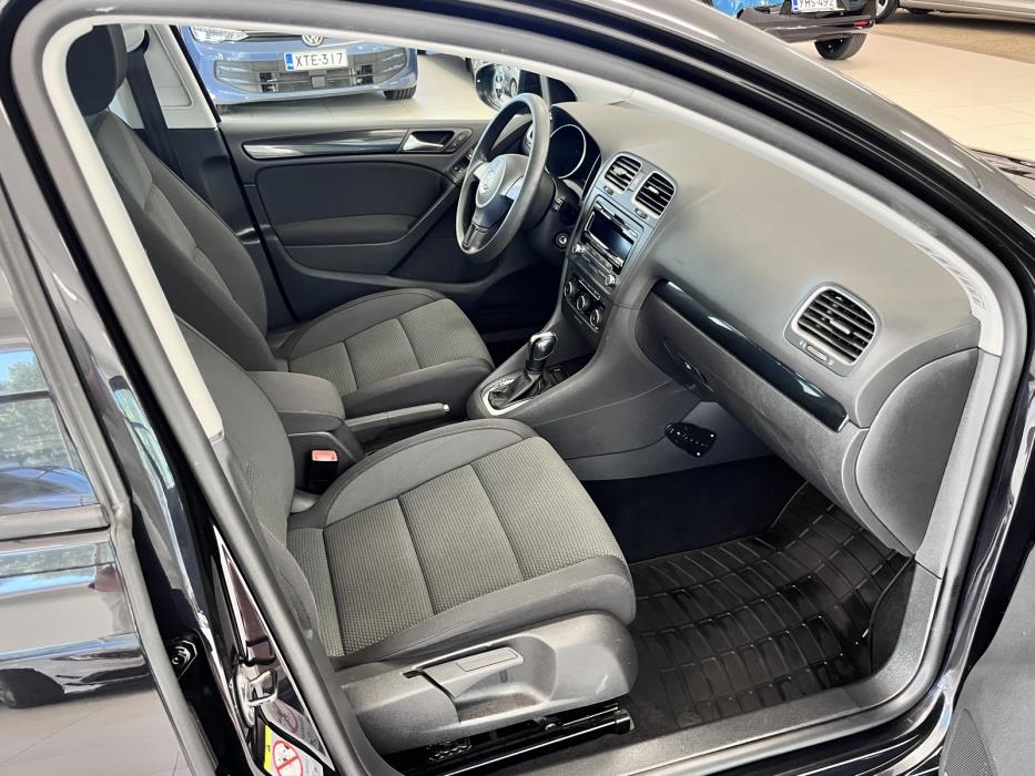 Volkswagen Golf 2011