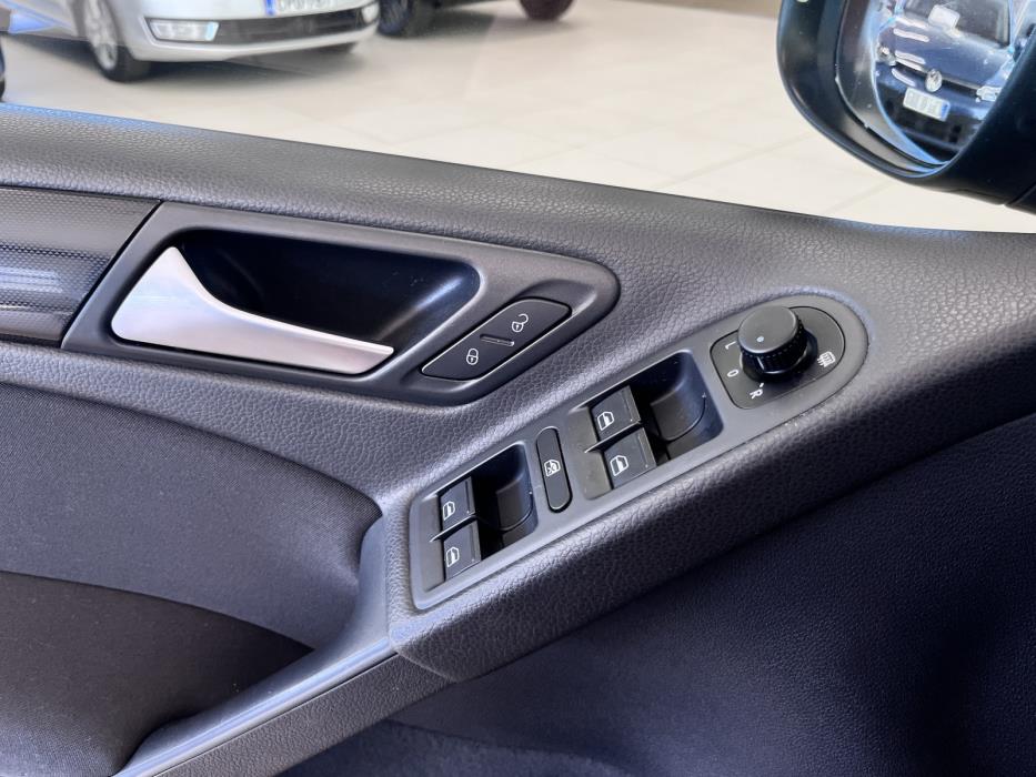 Volkswagen Golf 2011