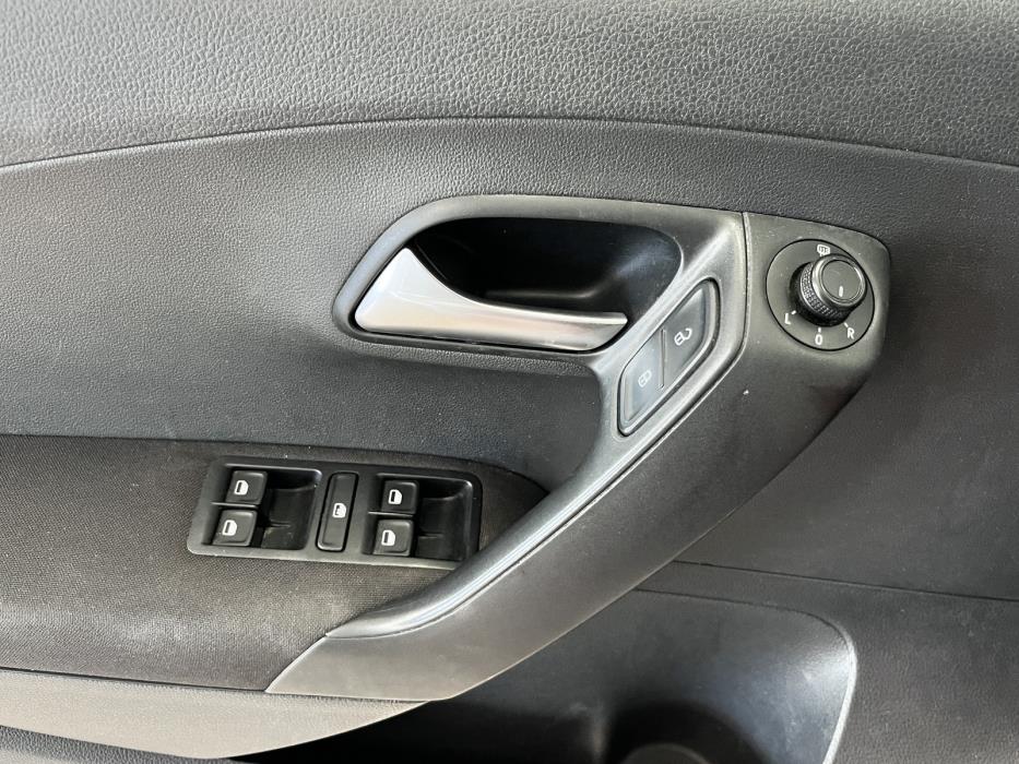 Volkswagen Polo 2015