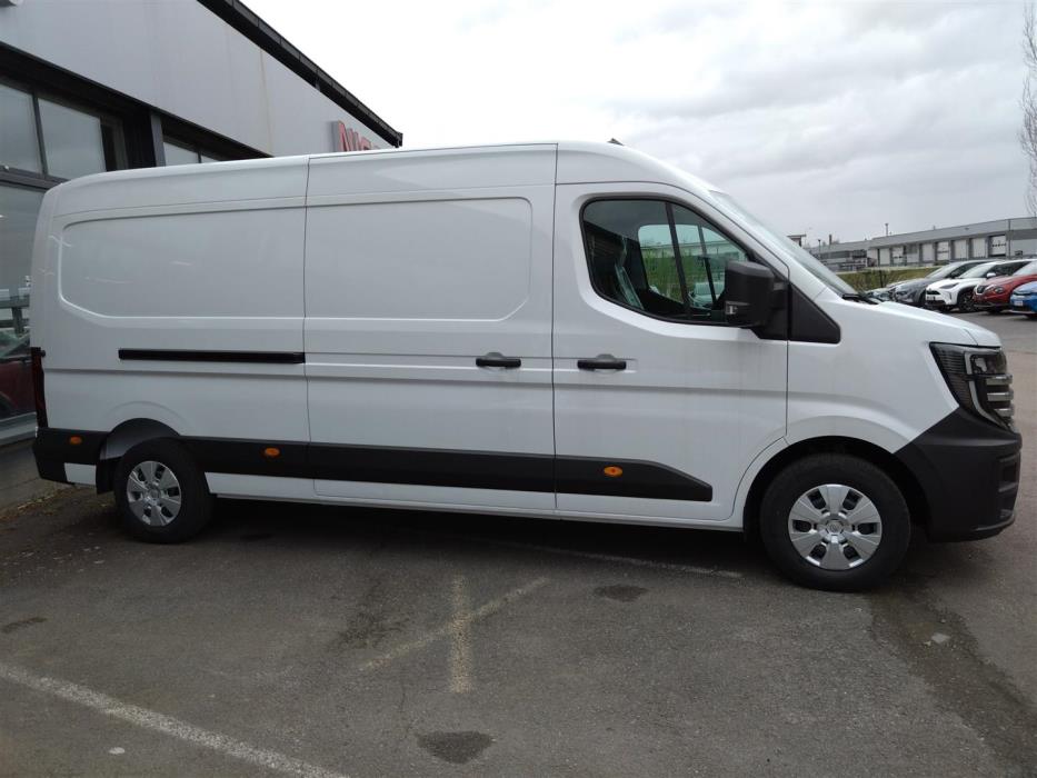 Nissan Interstar 2026