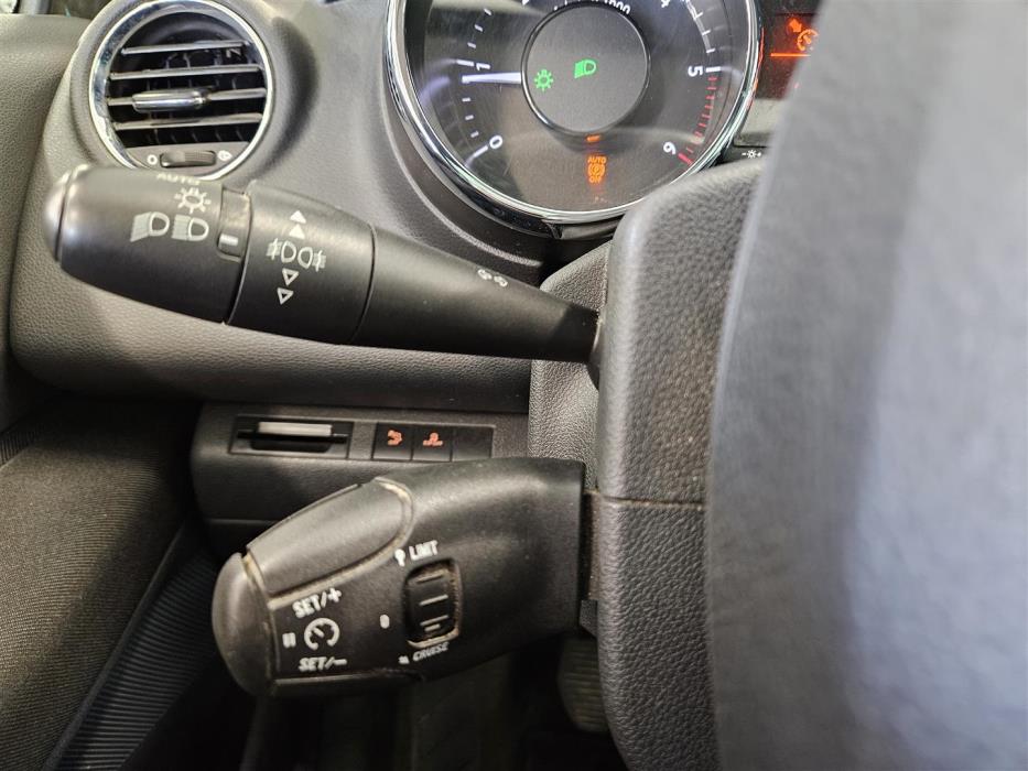 Peugeot 3008 2011