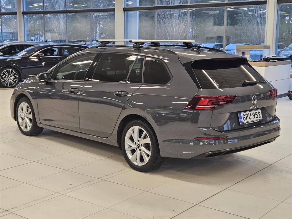 Volkswagen Golf 2024