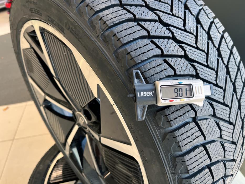 Audi Q4 e-tron 2025