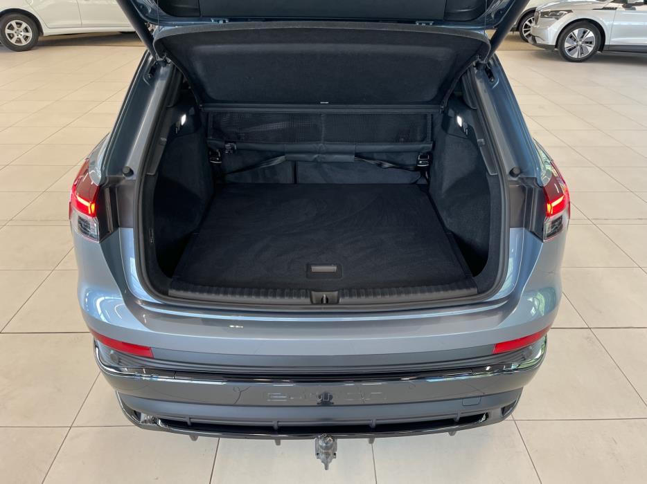 Audi Q4 e-tron 2025