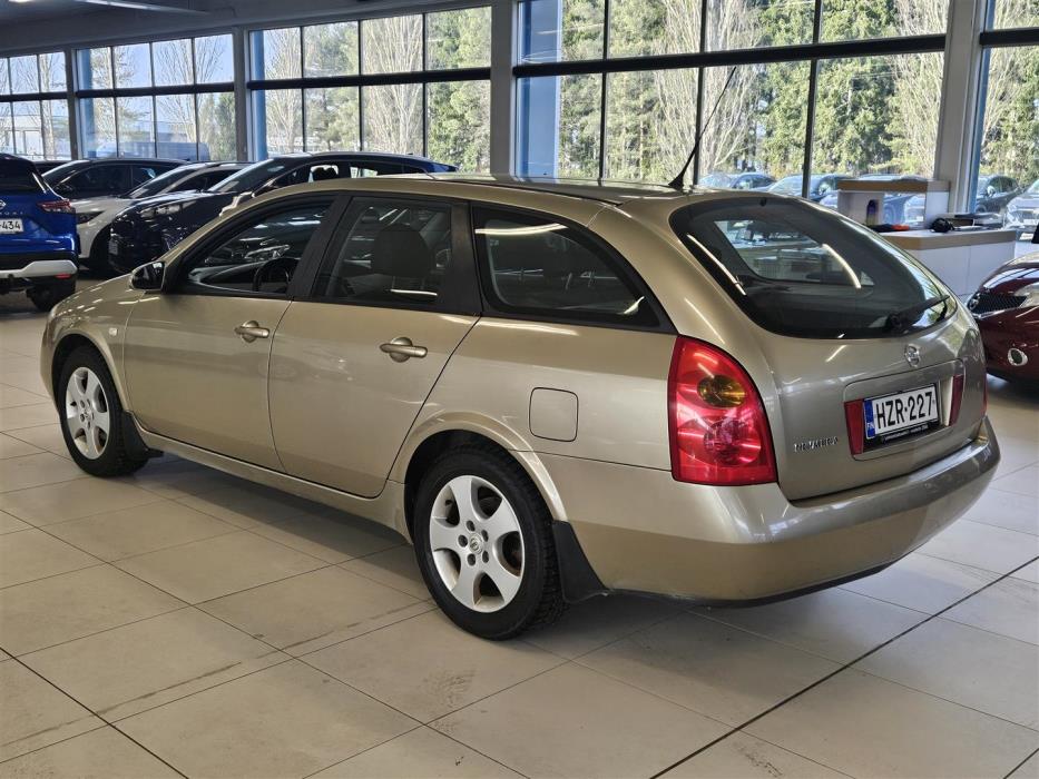 Nissan Primera 2003