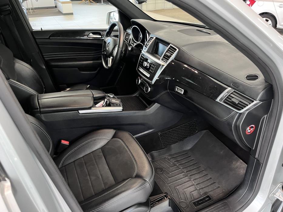 Mercedes-Benz ML 2013