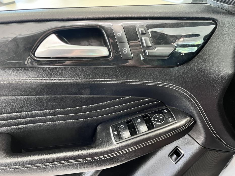 Mercedes-Benz ML 2013