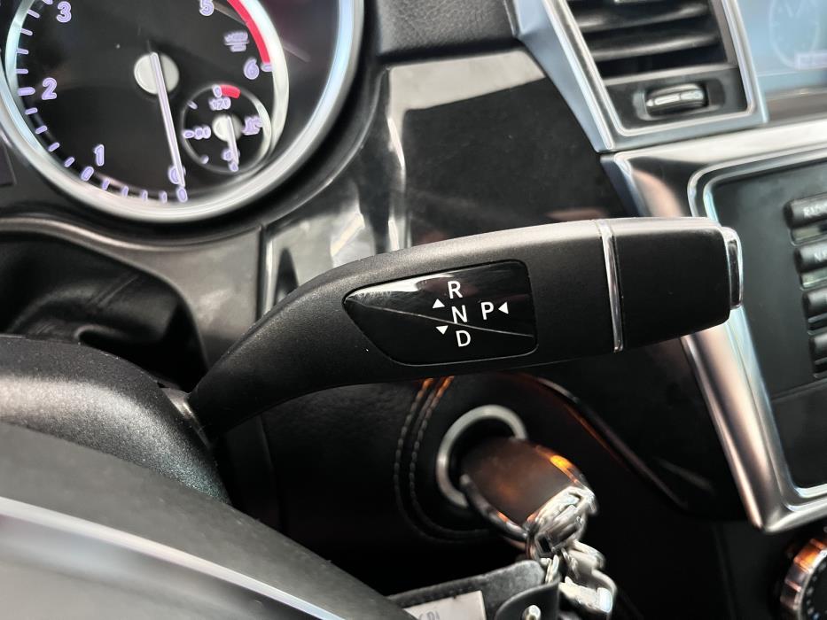 Mercedes-Benz ML 2013