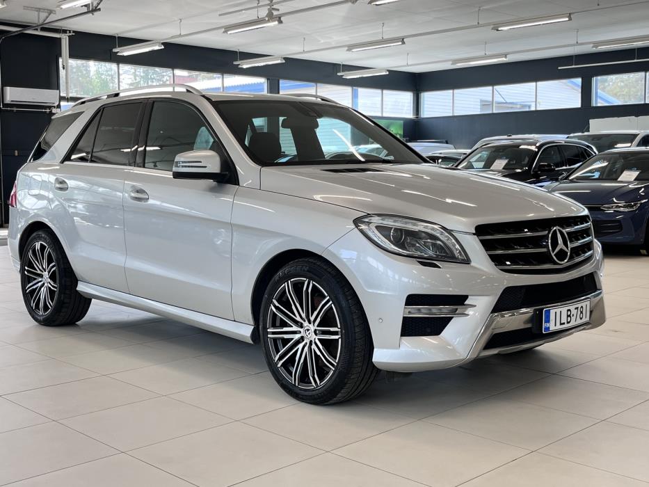 Mercedes-Benz ML 2013