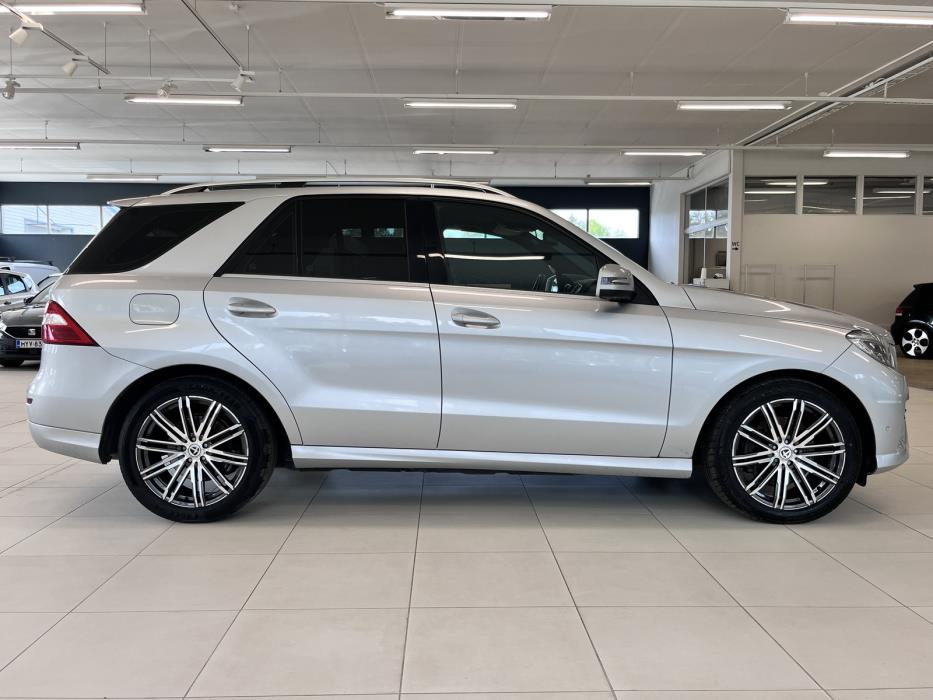 Mercedes-Benz ML 2013