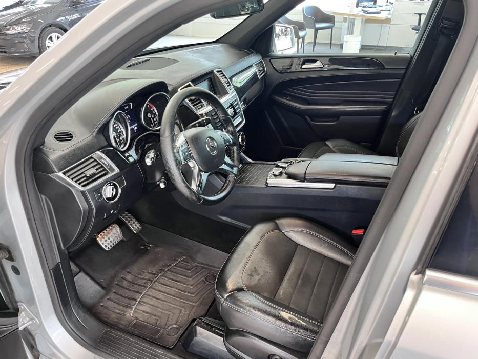 Mercedes-Benz ML 2013