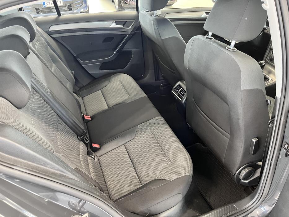 Volkswagen Golf 2013