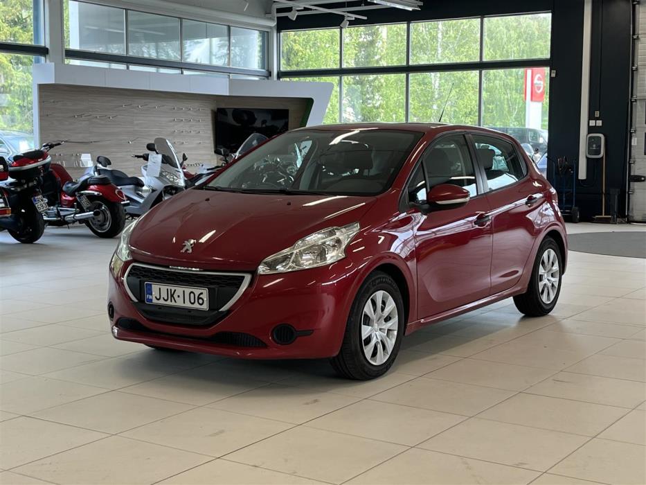 Peugeot 208 2015