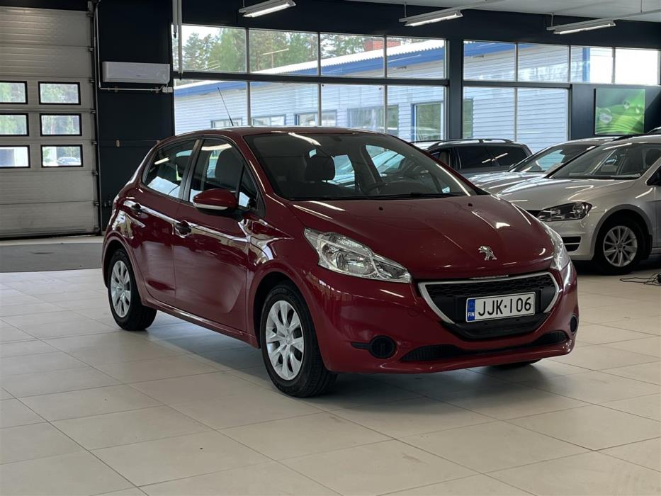 Peugeot 208 2015