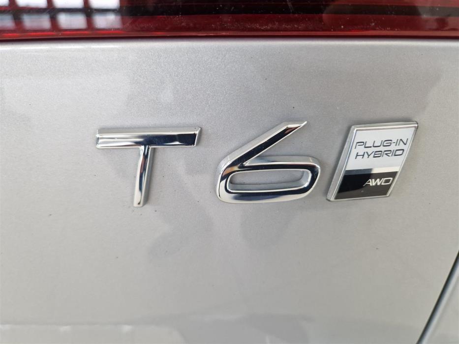 Volvo V60 2025