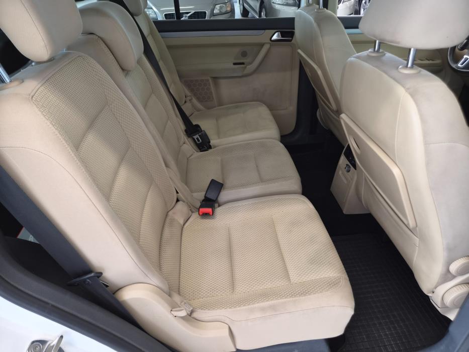 Volkswagen Touran 2012