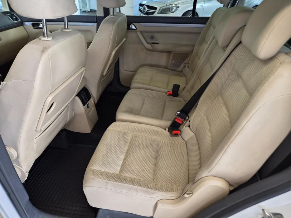 Volkswagen Touran 2012