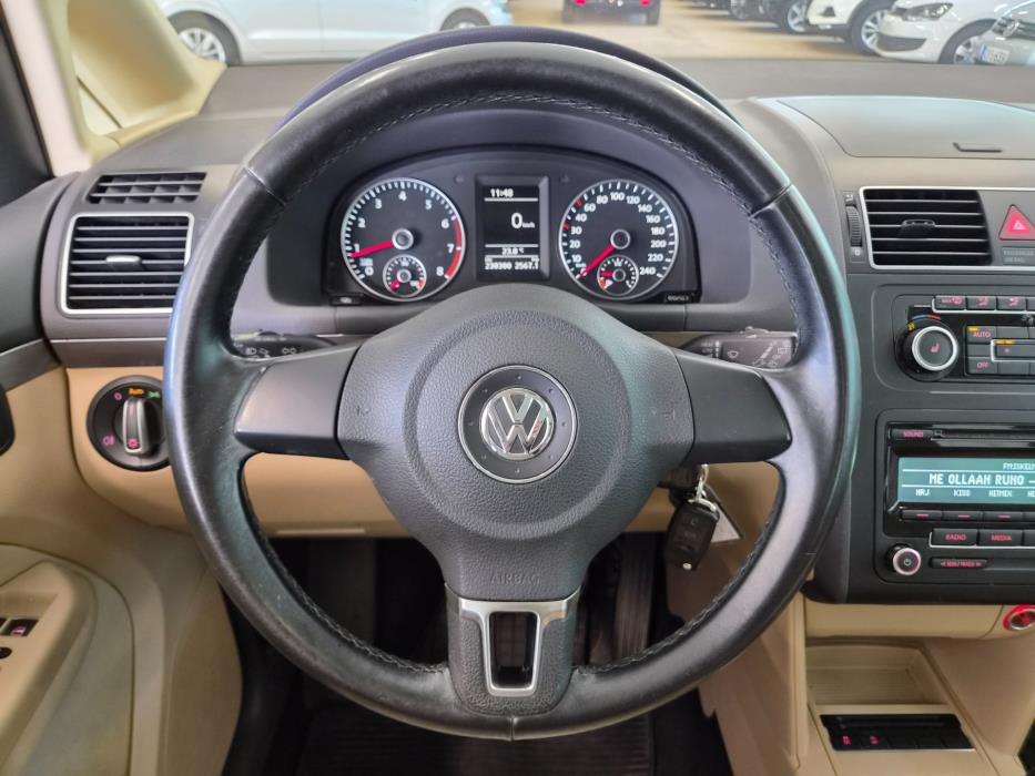 Volkswagen Touran 2012