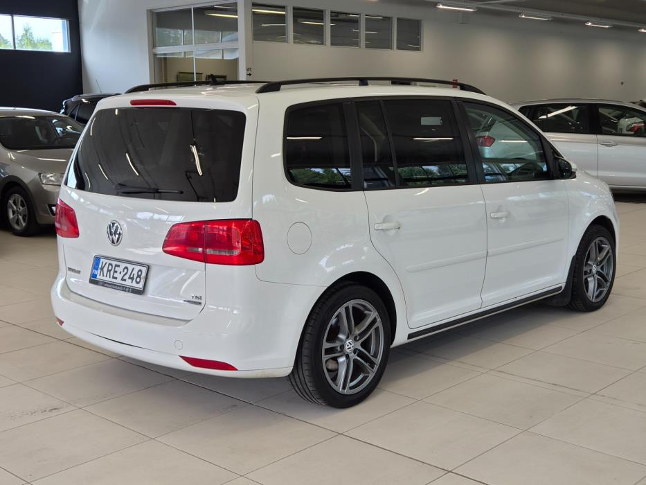 Volkswagen Touran 2012