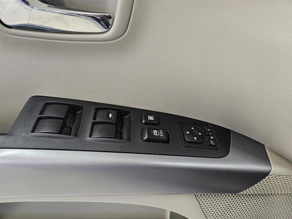 Mitsubishi Outlander 2012