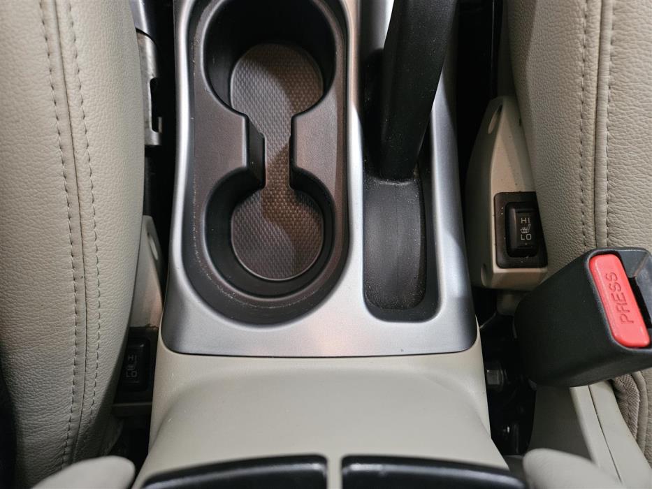 Mitsubishi Outlander 2012