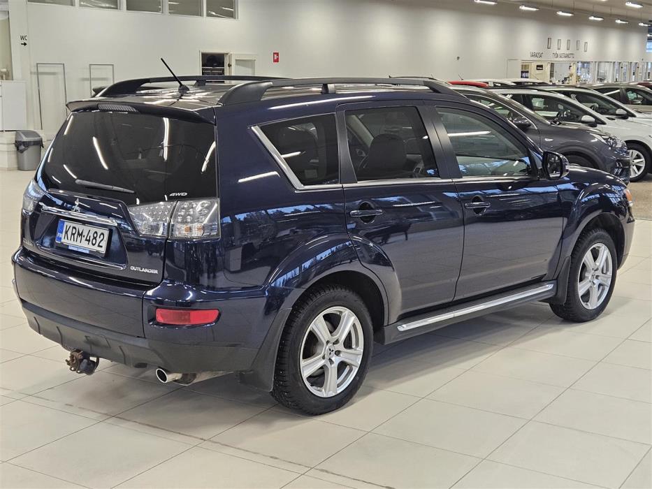 Mitsubishi Outlander 2012