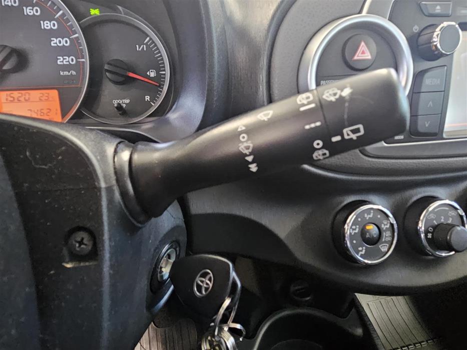 Toyota Yaris 2012