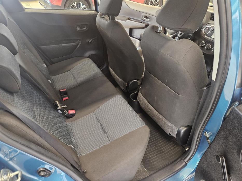 Toyota Yaris 2012