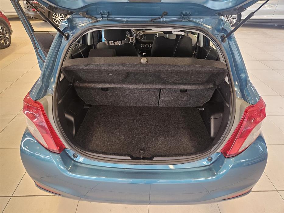Toyota Yaris 2012