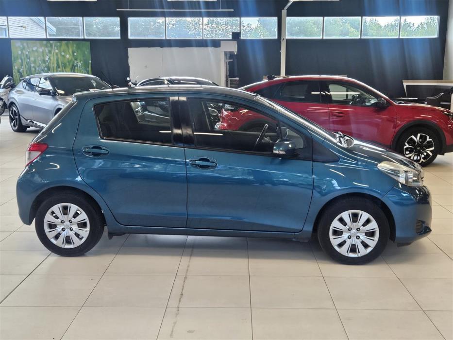Toyota Yaris 2012