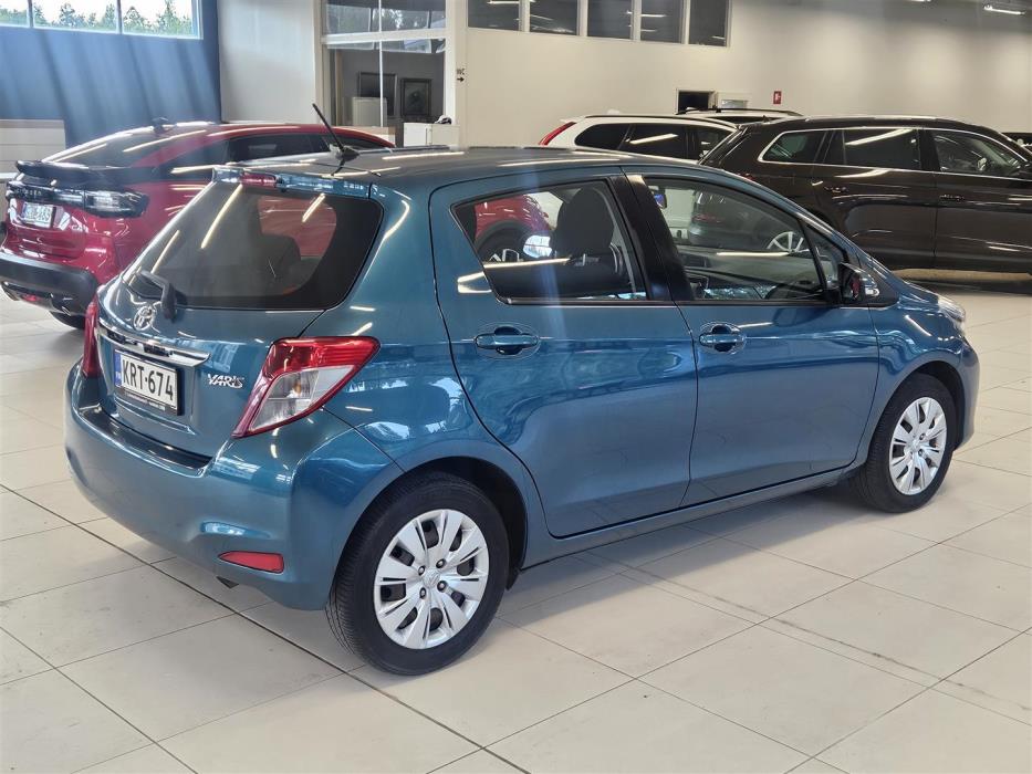 Toyota Yaris 2012